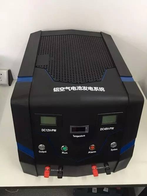 充電機充電鋁空氣電池解析