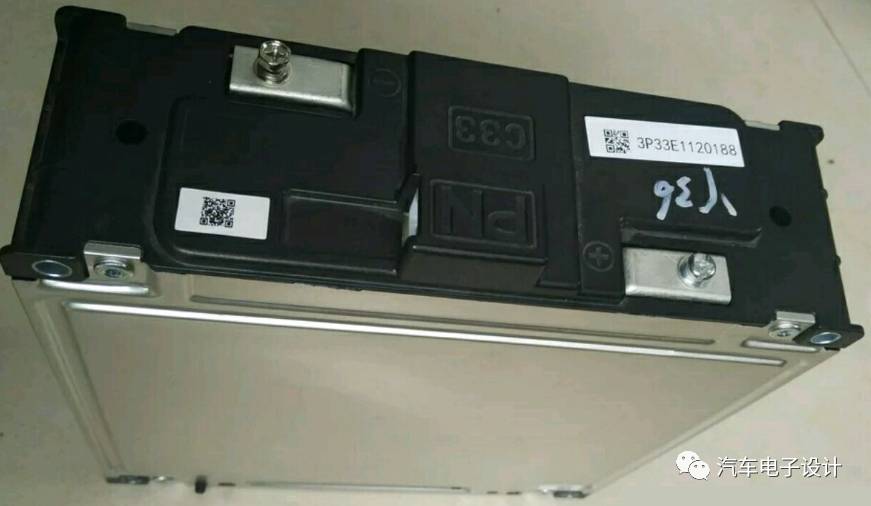 淺談電動汽車充電機充電蓄電池成組的方法 淺談電動汽車充電機充電蓄電池成組的方法