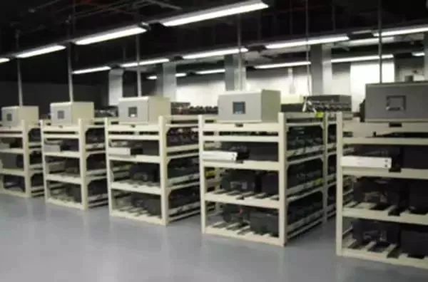 充電機(jī)充電蓄電池基本功能與在線監(jiān)測 充電機(jī)充電蓄電池基本功能與在線監(jiān)測