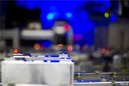 特斯拉Model S充電機充電鋰離子蓄電池PACK系統帶來“新革命” 特斯拉Model S充電機充電鋰離子蓄電池PACK系統帶來“新革命”